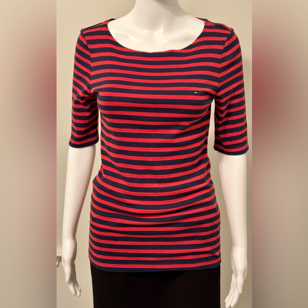 Tommy Hilfiger women's short sleeve striped top red and blue. size Sp. NWT